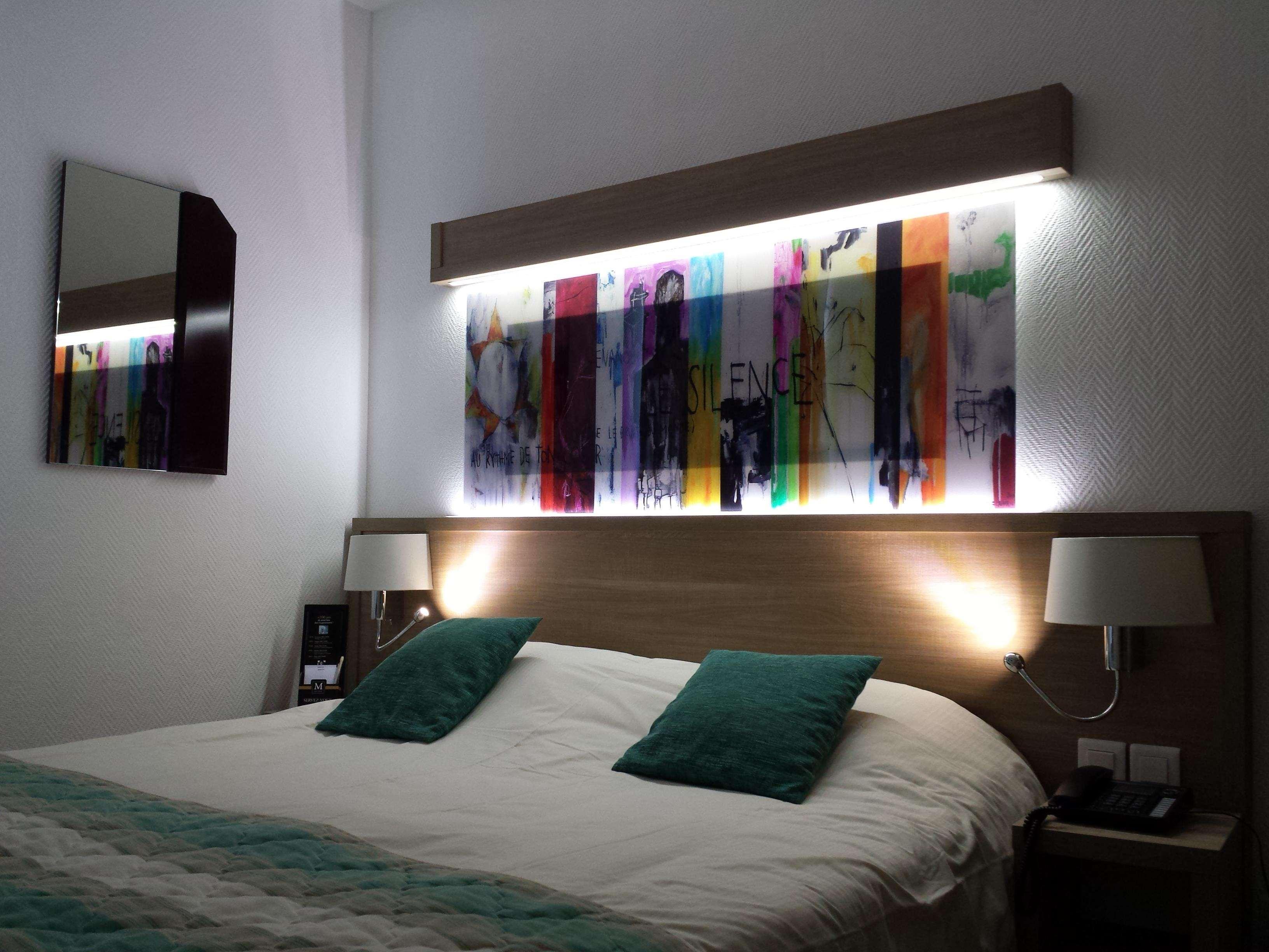 กีริอ๊าด การงต็อง Hotel แกรองตอง ภายนอก รูปภาพ
