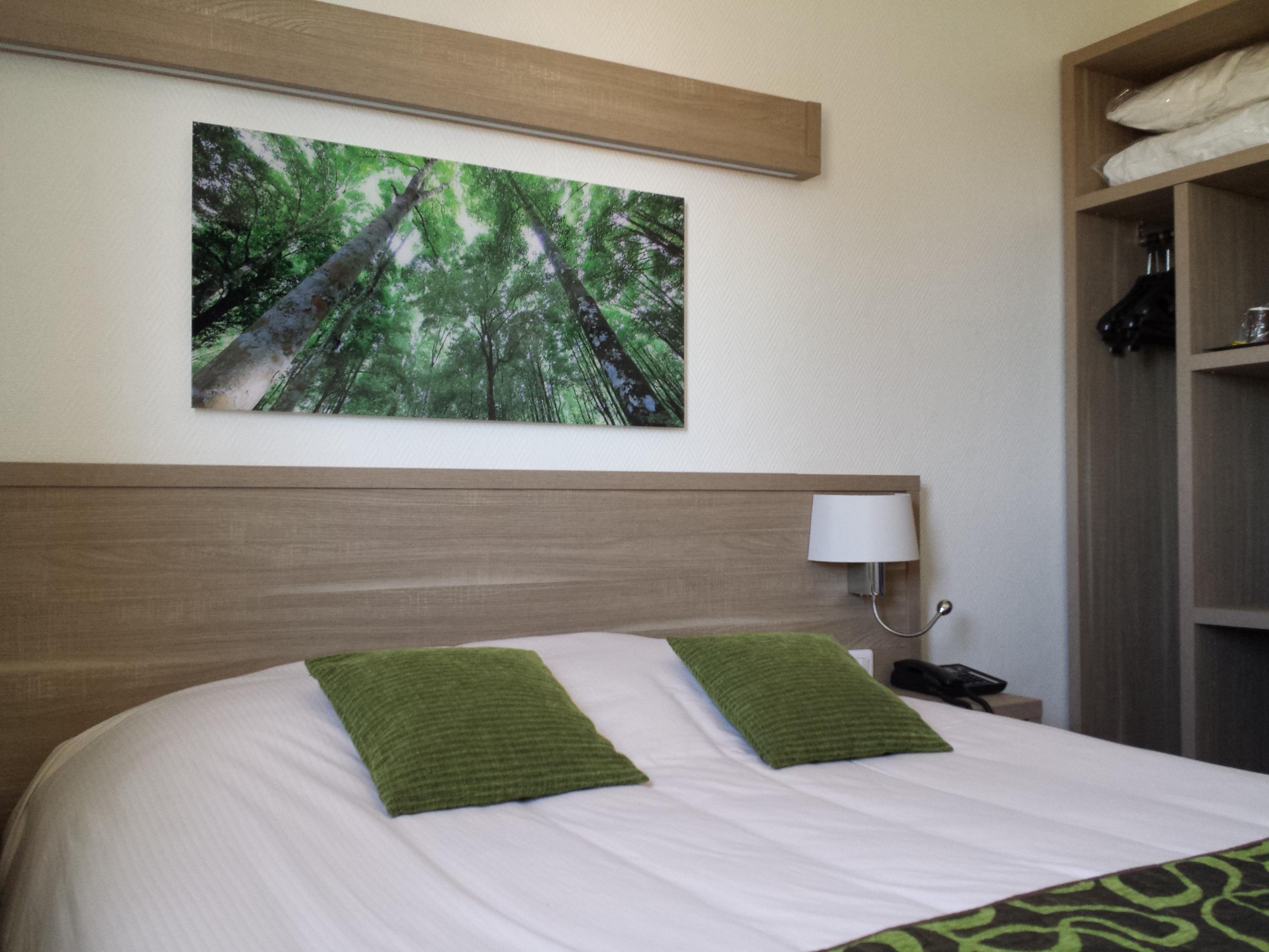 กีริอ๊าด การงต็อง Hotel แกรองตอง ภายนอก รูปภาพ